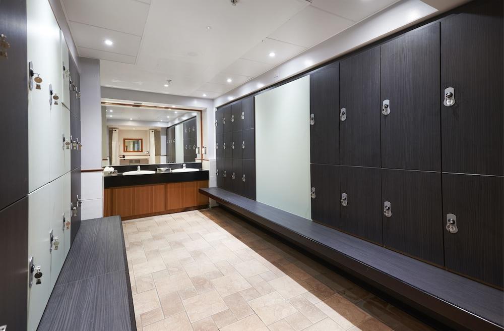 Doubletree By Hilton Dartford Bridge Exterior foto